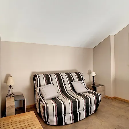 Apartment Mezzanine Sur Plage, Renove, Wifi Inclus - Fr-1-715-32 *
